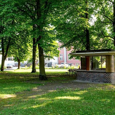 Haus Des Volkes - Das Bauhaushotel Probstzella Bagian luar foto