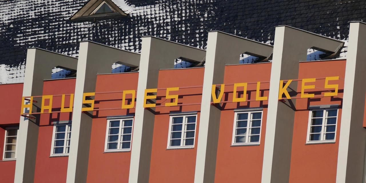 Haus Des Volkes - Das Bauhaushotel Probstzella Bagian luar foto