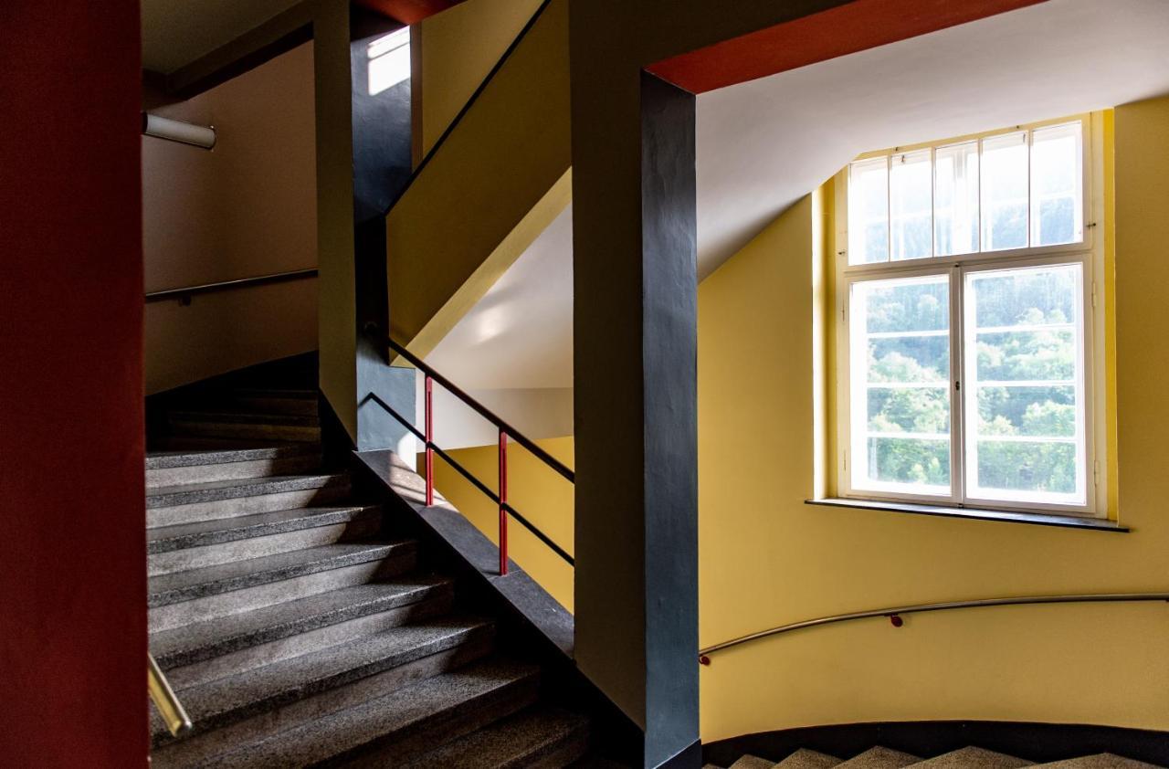 Haus Des Volkes - Das Bauhaushotel Probstzella Bagian luar foto